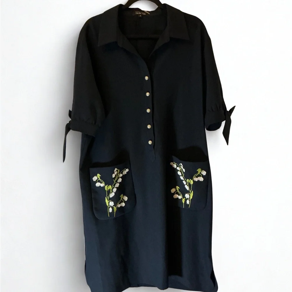 Rickie Freeman for Teri Jon Navy Dress with Floral Embroidery - Picture 2 of 8